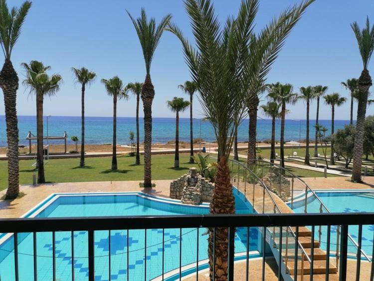 איה נאפה Simos Magic Beach Hotel Apts מראה חיצוני תמונה