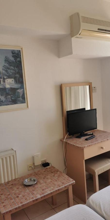 איה נאפה Simos Magic Beach Hotel Apts מראה חיצוני תמונה