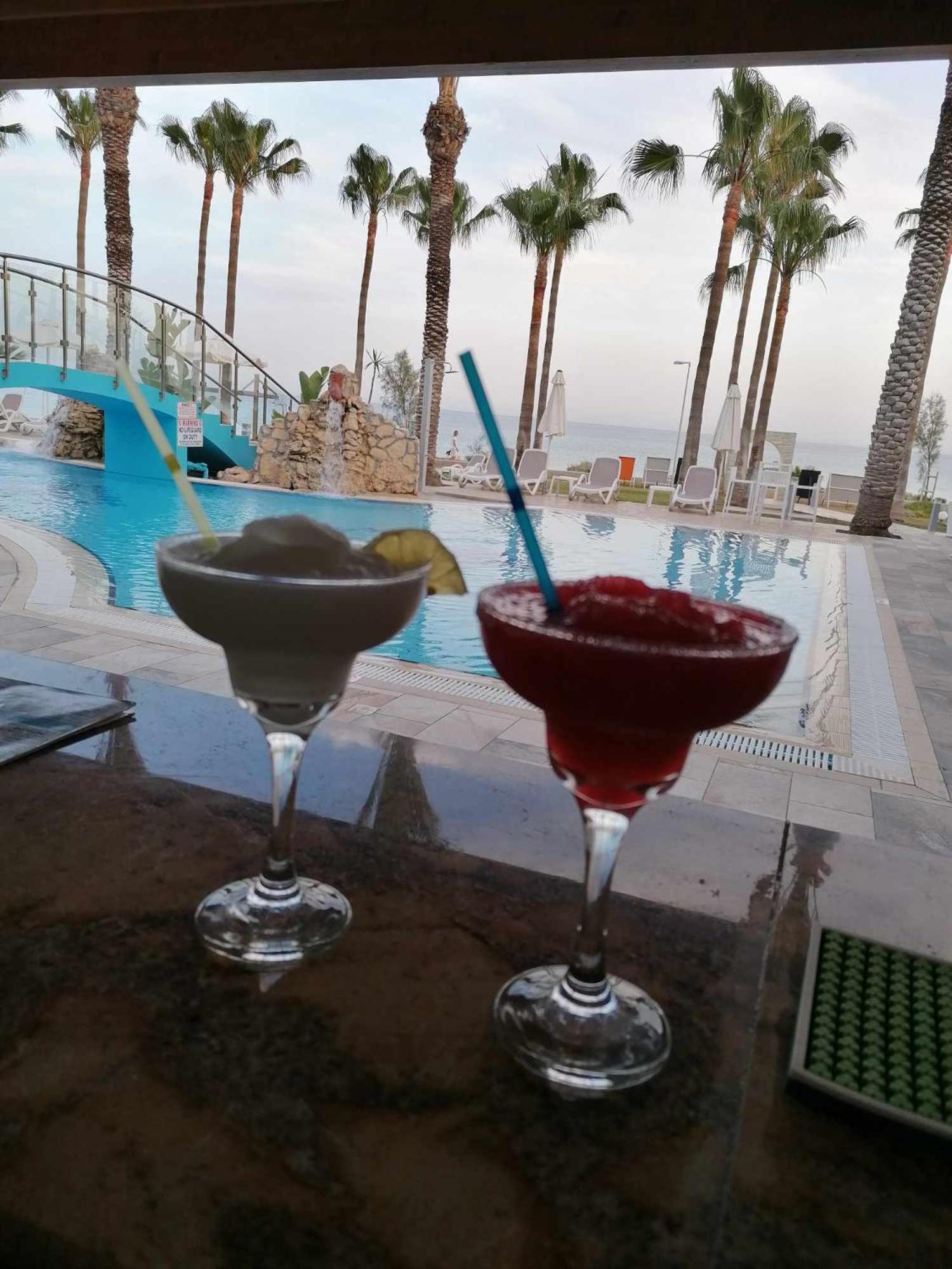 איה נאפה Simos Magic Beach Hotel Apts מראה חיצוני תמונה