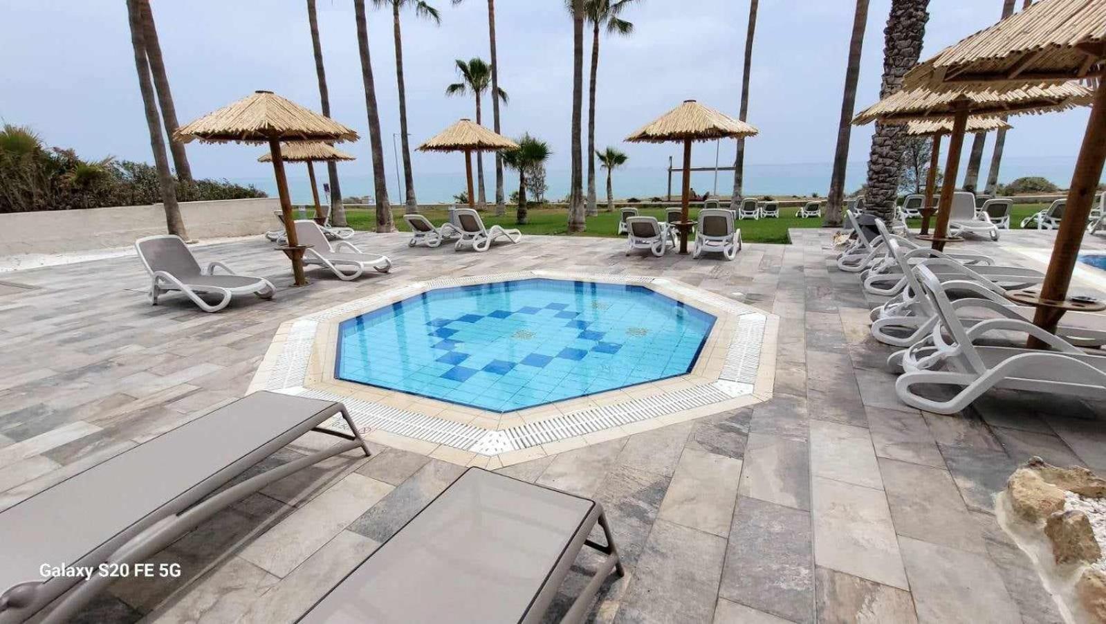 איה נאפה Simos Magic Beach Hotel Apts מראה חיצוני תמונה