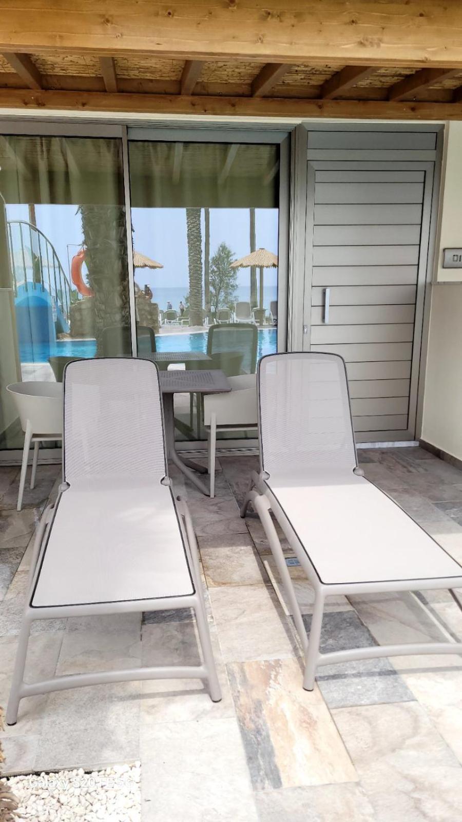 איה נאפה Simos Magic Beach Hotel Apts מראה חיצוני תמונה